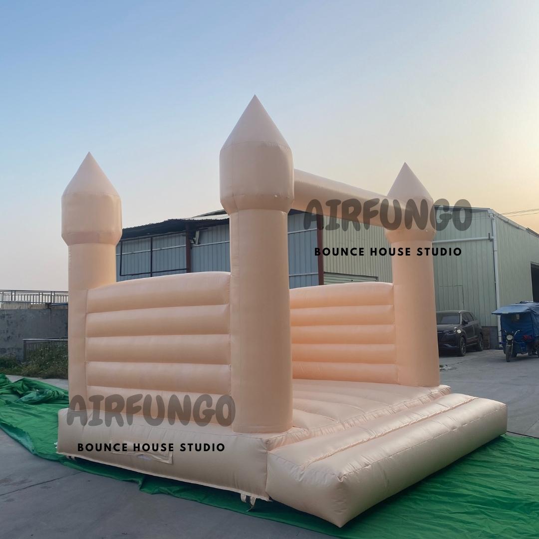 Peach Color Bouncing Castle Inflatatble Bounce House White
