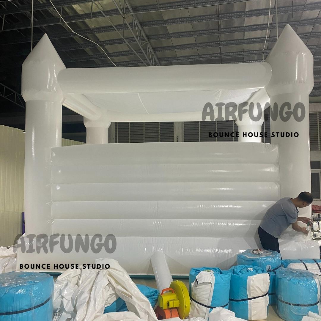 Inflatable White Bounce House With Shade For Wedding