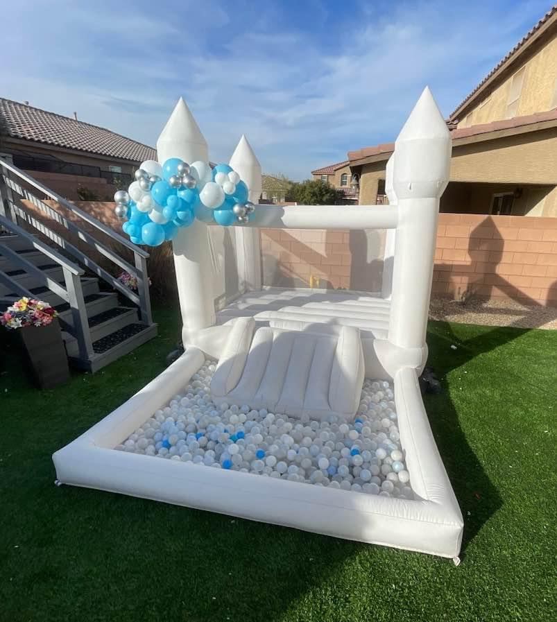 8x13ft Oxford White Bounce House With Ball Pit For Toddler