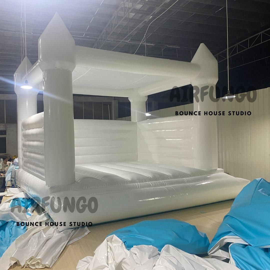 Inflatable White Bounce House With Shade For Wedding