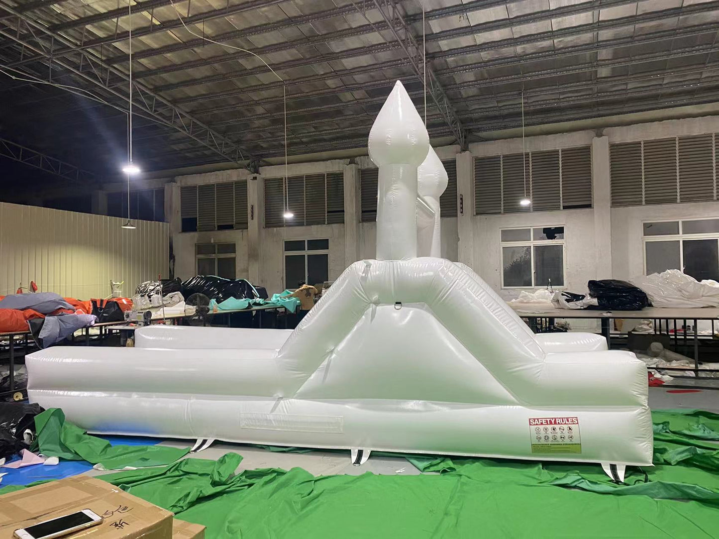 Modern Slide Inflatable White Bounce House With Slide